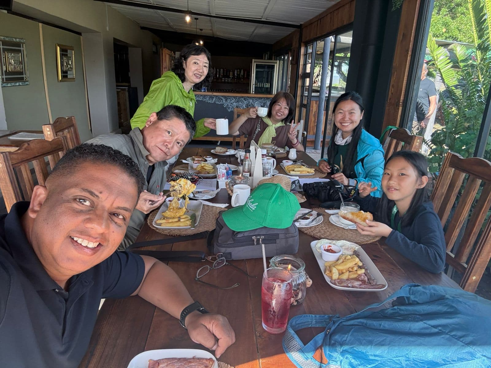 Guests enjoying a meal stop during a Ren Tours day out